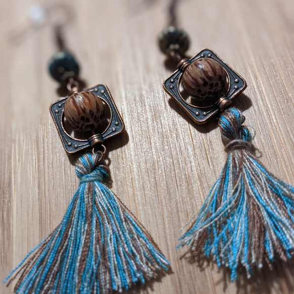 Tassle Earrings - Picture 1 of 3